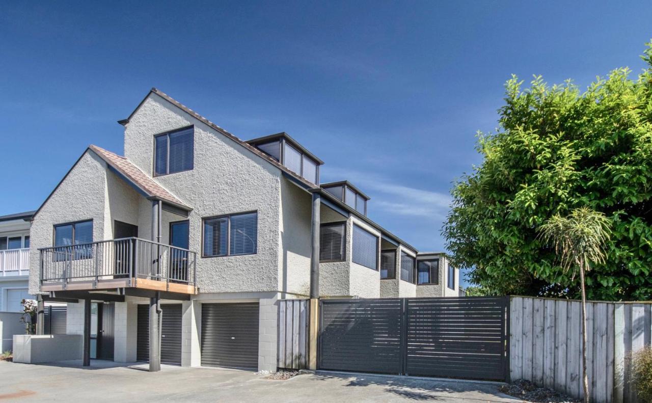 Central City Gem - Napier Holiday Home Экстерьер фото